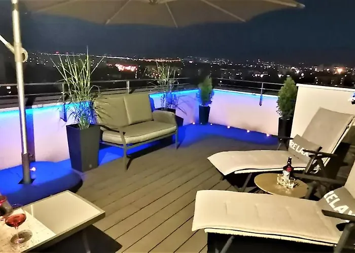 Luksusowy Z Tarasem Cracovia