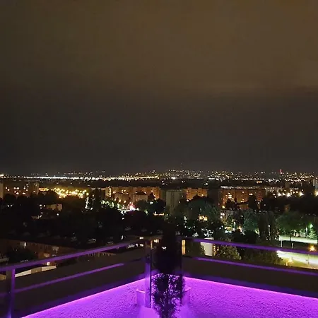 Luksusowy Z Tarasem * كراكوفيا